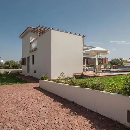 Picture This, Enjoying Your Holiday In A Luxury 5 Star In Ayia Napa, For Less Than A Hotel, 1297 Vilă