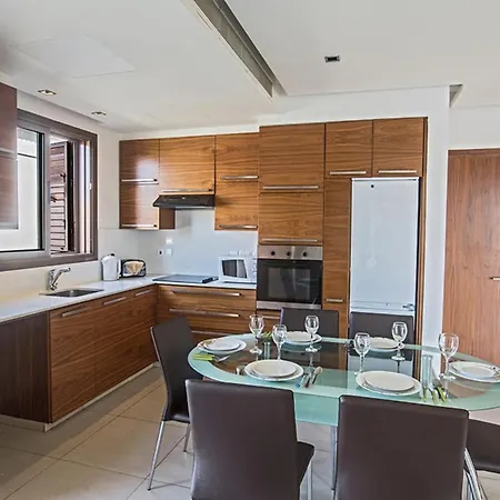 Picture This, Enjoying Your Holiday In A Luxury 5 Star In Ayia Napa, For Less Than A Hotel, 1297 Vilă Ayia Napa