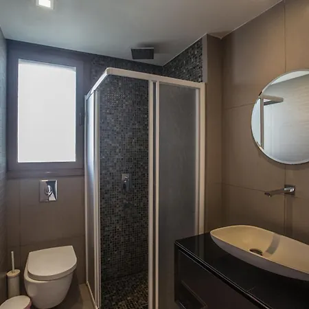 Picture This, Enjoying Your Holiday In A Luxury 5 Star In Ayia Napa, For Less Than A Hotel, 1297 Vilă *