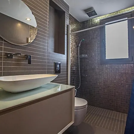 Picture This, Enjoying Your Holiday In A Luxury 5 Star In Ayia Napa, For Less Than A Hotel, 1297 Vilă *
